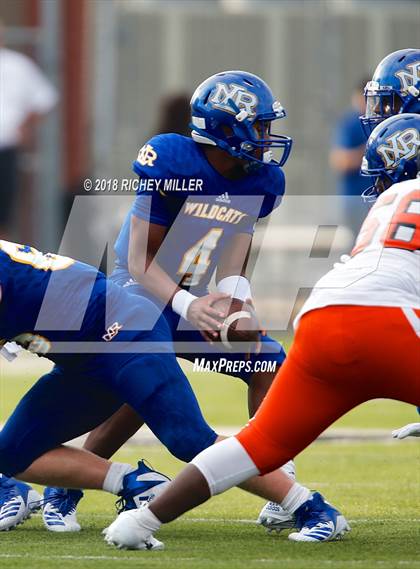 Thumbnail 2 in Washington vs. North Little Rock photogallery.