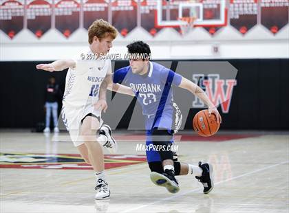 Thumbnail 3 in Burbank vs Windward (Wolverine invitational) photogallery.