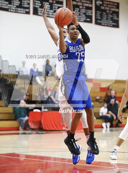 Thumbnail 3 in Burbank vs Windward (Wolverine invitational) photogallery.