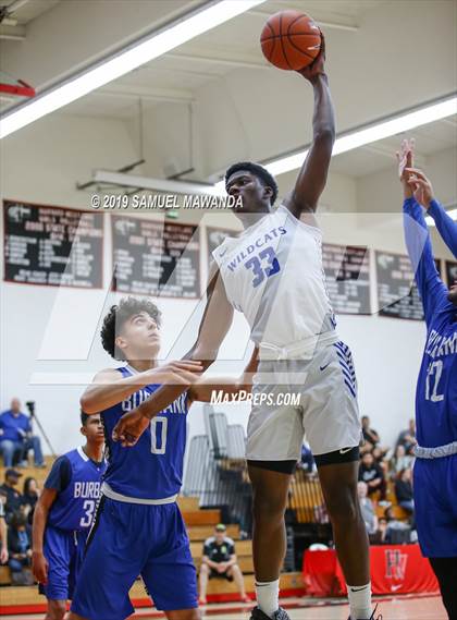 Thumbnail 3 in Burbank vs Windward (Wolverine invitational) photogallery.