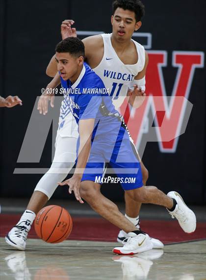 Thumbnail 1 in Burbank vs Windward (Wolverine invitational) photogallery.