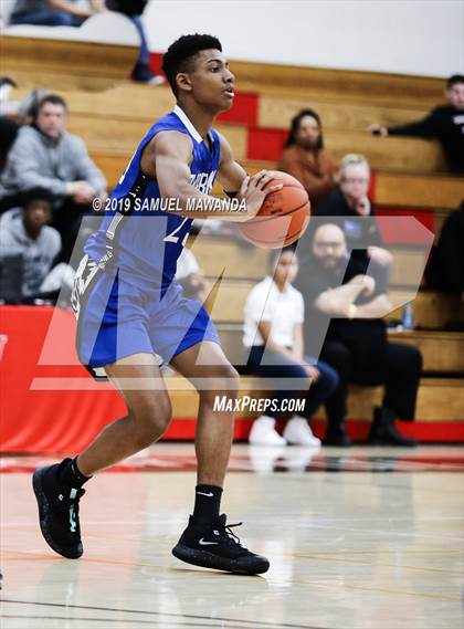 Thumbnail 1 in Burbank vs Windward (Wolverine invitational) photogallery.