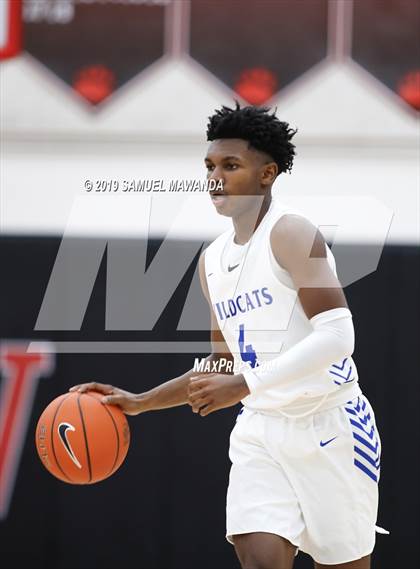 Thumbnail 3 in Burbank vs Windward (Wolverine invitational) photogallery.