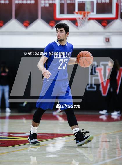 Thumbnail 2 in Burbank vs Windward (Wolverine invitational) photogallery.