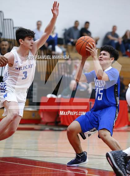 Thumbnail 3 in Burbank vs Windward (Wolverine invitational) photogallery.