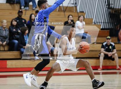 Thumbnail 3 in Burbank vs Windward (Wolverine invitational) photogallery.
