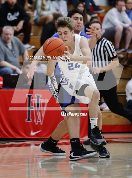 Thumbnail 3 in Burbank vs Windward (Wolverine invitational) photogallery.