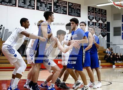 Thumbnail 1 in Burbank vs Windward (Wolverine invitational) photogallery.