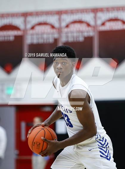 Thumbnail 3 in Burbank vs Windward (Wolverine invitational) photogallery.