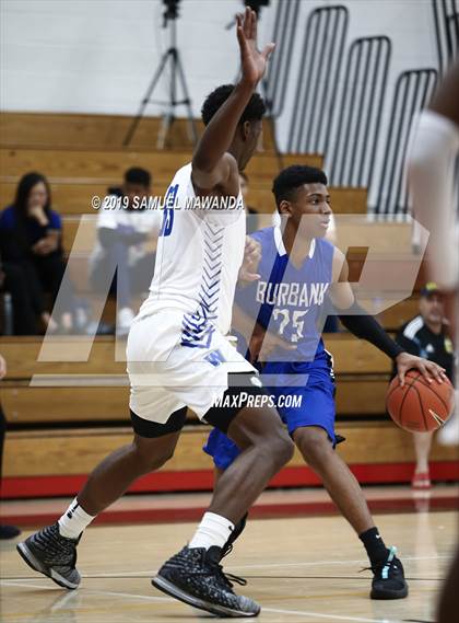 Thumbnail 1 in Burbank vs Windward (Wolverine invitational) photogallery.