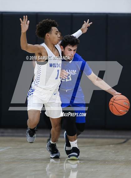 Thumbnail 2 in Burbank vs Windward (Wolverine invitational) photogallery.