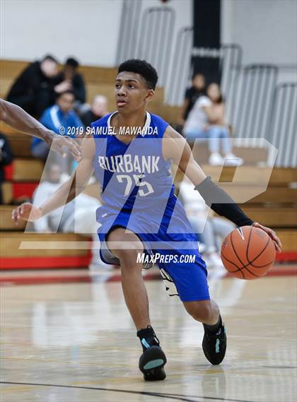 Thumbnail 2 in Burbank vs Windward (Wolverine invitational) photogallery.