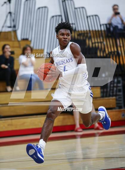 Thumbnail 1 in Burbank vs Windward (Wolverine invitational) photogallery.
