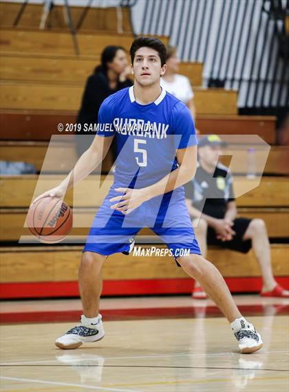 Thumbnail 2 in Burbank vs Windward (Wolverine invitational) photogallery.