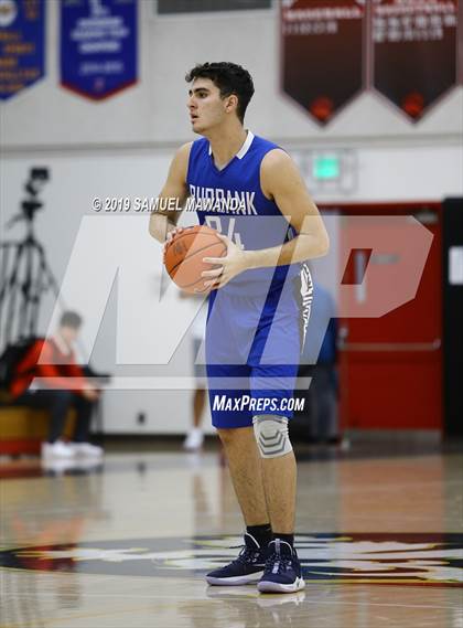Thumbnail 3 in Burbank vs Windward (Wolverine invitational) photogallery.