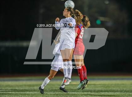 Thumbnail 3 in JSerra Catholic vs. Los Alamitos (CIFSS D1 Final) photogallery.