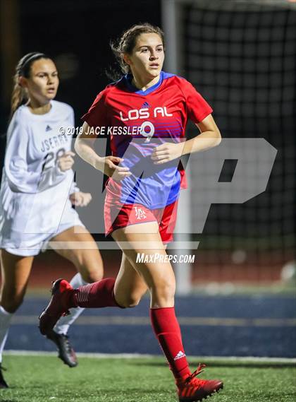 Thumbnail 1 in JSerra Catholic vs. Los Alamitos (CIFSS D1 Final) photogallery.