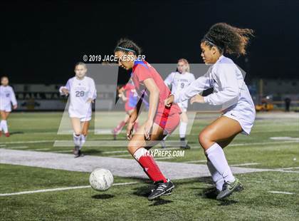 Thumbnail 2 in JSerra Catholic vs. Los Alamitos (CIFSS D1 Final) photogallery.