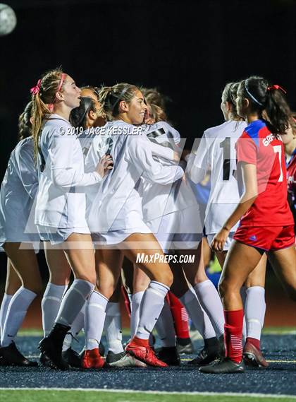 Thumbnail 2 in JSerra Catholic vs. Los Alamitos (CIFSS D1 Final) photogallery.