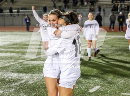 Thumbnail 1 in JSerra Catholic vs. Los Alamitos (CIFSS D1 Final) photogallery.