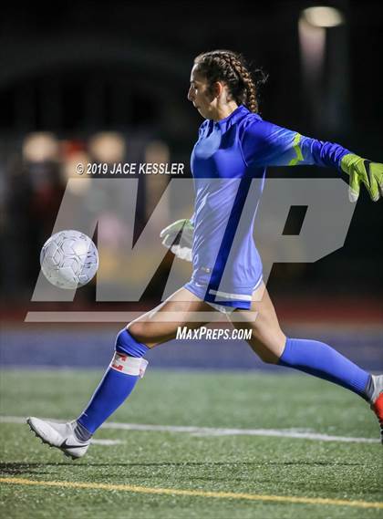 Thumbnail 1 in JSerra Catholic vs. Los Alamitos (CIFSS D1 Final) photogallery.