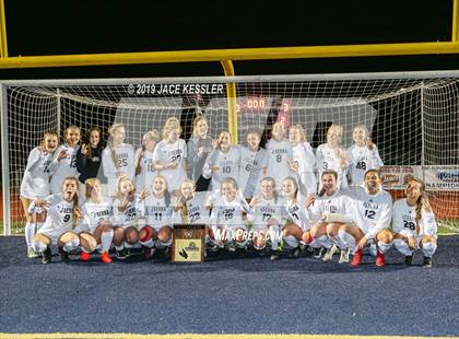 Thumbnail 1 in JSerra Catholic vs. Los Alamitos (CIFSS D1 Final) photogallery.