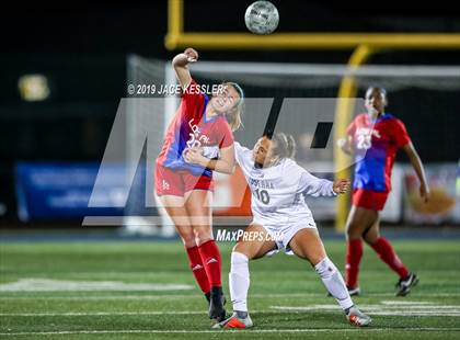 Thumbnail 1 in JSerra Catholic vs. Los Alamitos (CIFSS D1 Final) photogallery.
