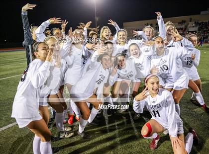 Thumbnail 1 in JSerra Catholic vs. Los Alamitos (CIFSS D1 Final) photogallery.