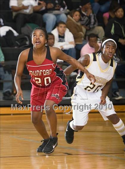 Thumbnail 3 in Munford vs Dyersburg (Dyersburg Tournament) photogallery.