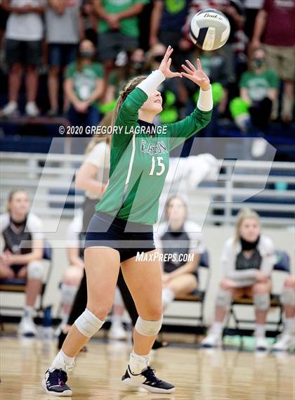 Thumbnail 1 in Bell vs V.R. Eaton (UIL 6A Bi-District Playoff) photogallery.