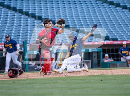 Thumbnail 3 in California vs. Segerstrom photogallery.