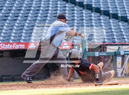 Thumbnail 3 in California vs. Segerstrom photogallery.