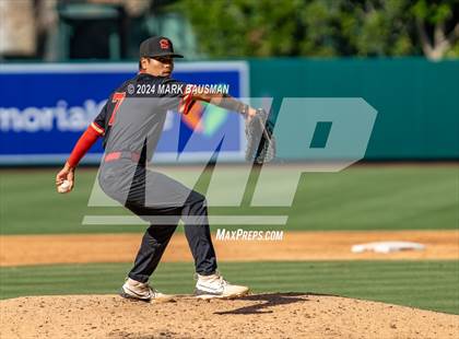 Thumbnail 3 in California vs. Segerstrom photogallery.