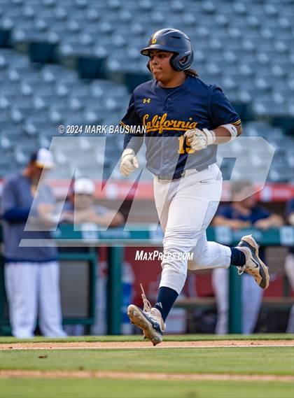Thumbnail 3 in California vs. Segerstrom photogallery.