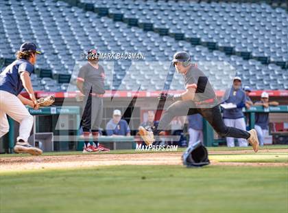Thumbnail 3 in California vs. Segerstrom photogallery.