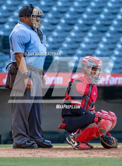 Thumbnail 1 in California vs. Segerstrom photogallery.