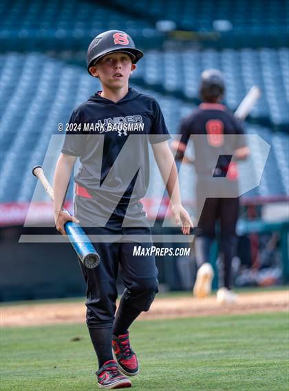Thumbnail 2 in California vs. Segerstrom photogallery.