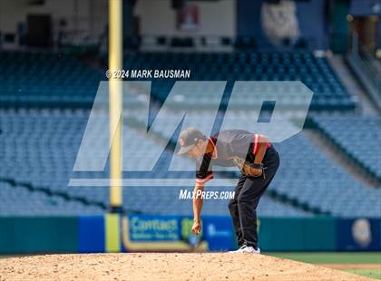 Thumbnail 1 in California vs. Segerstrom photogallery.
