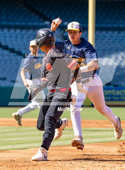 Thumbnail 2 in California vs. Segerstrom photogallery.