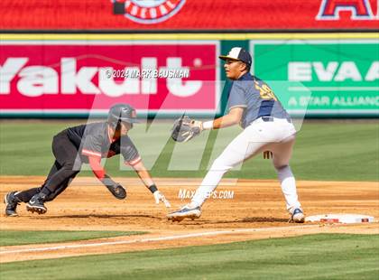 Thumbnail 2 in California vs. Segerstrom photogallery.