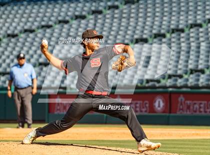 Thumbnail 2 in California vs. Segerstrom photogallery.