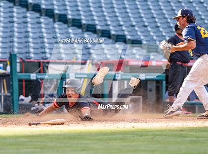 Thumbnail 1 in California vs. Segerstrom photogallery.