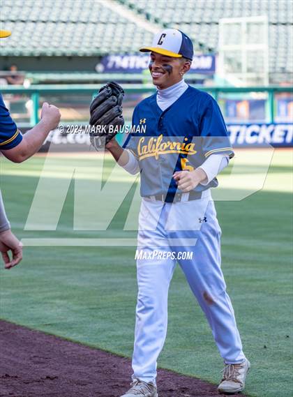 Thumbnail 2 in California vs. Segerstrom photogallery.