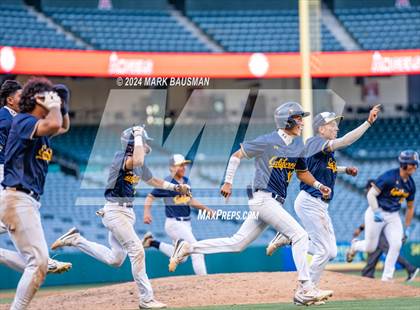 Thumbnail 3 in California vs. Segerstrom photogallery.