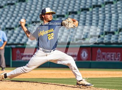 Thumbnail 1 in California vs. Segerstrom photogallery.