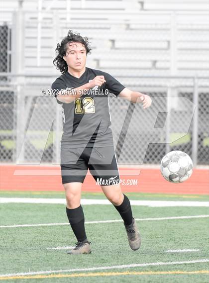 Thumbnail 3 in Queen Creek vs. Mountain View  (Coyote Classic Soccer Tournament) photogallery.