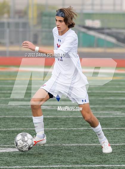 Thumbnail 1 in Queen Creek vs. Mountain View  (Coyote Classic Soccer Tournament) photogallery.