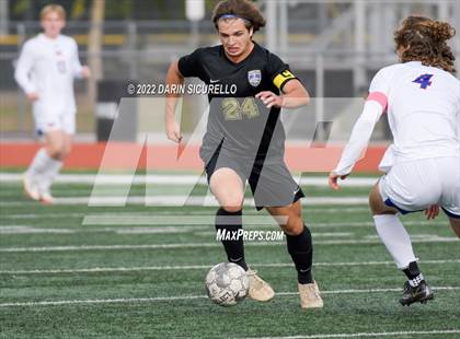 Thumbnail 2 in Queen Creek vs. Mountain View  (Coyote Classic Soccer Tournament) photogallery.