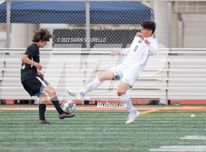 Thumbnail 2 in Queen Creek vs. Mountain View  (Coyote Classic Soccer Tournament) photogallery.