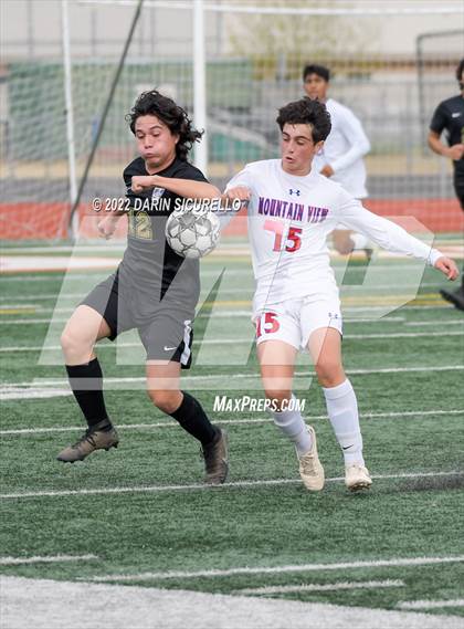 Thumbnail 3 in Queen Creek vs. Mountain View  (Coyote Classic Soccer Tournament) photogallery.